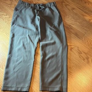 LuLulemon on the fly pants size 6 no tag